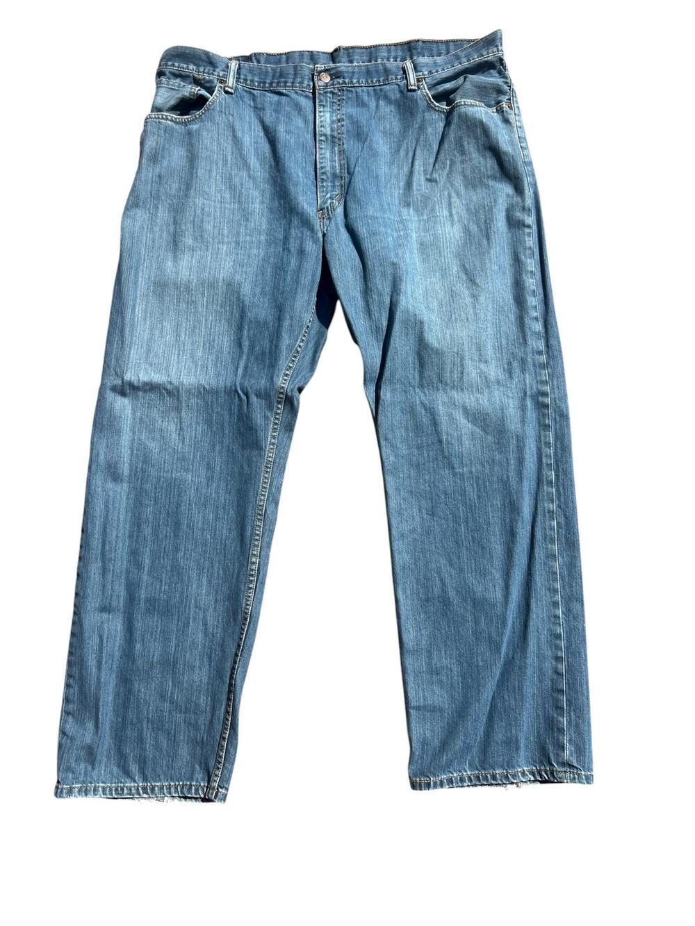 LEVI Men's Medium Wash Relaxed Straight-Leg Jean Size 44x32